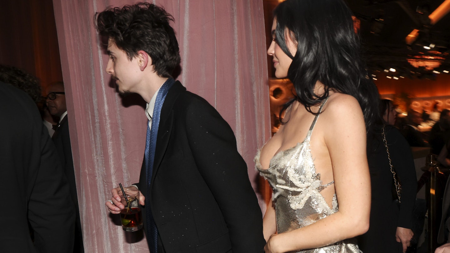 kylie jenner 2025 golden globes dress